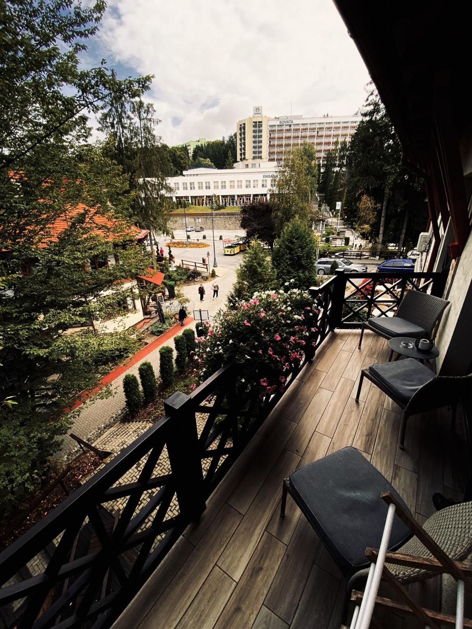 Amethyst Bed & Breakfast Совата Екстериор снимка