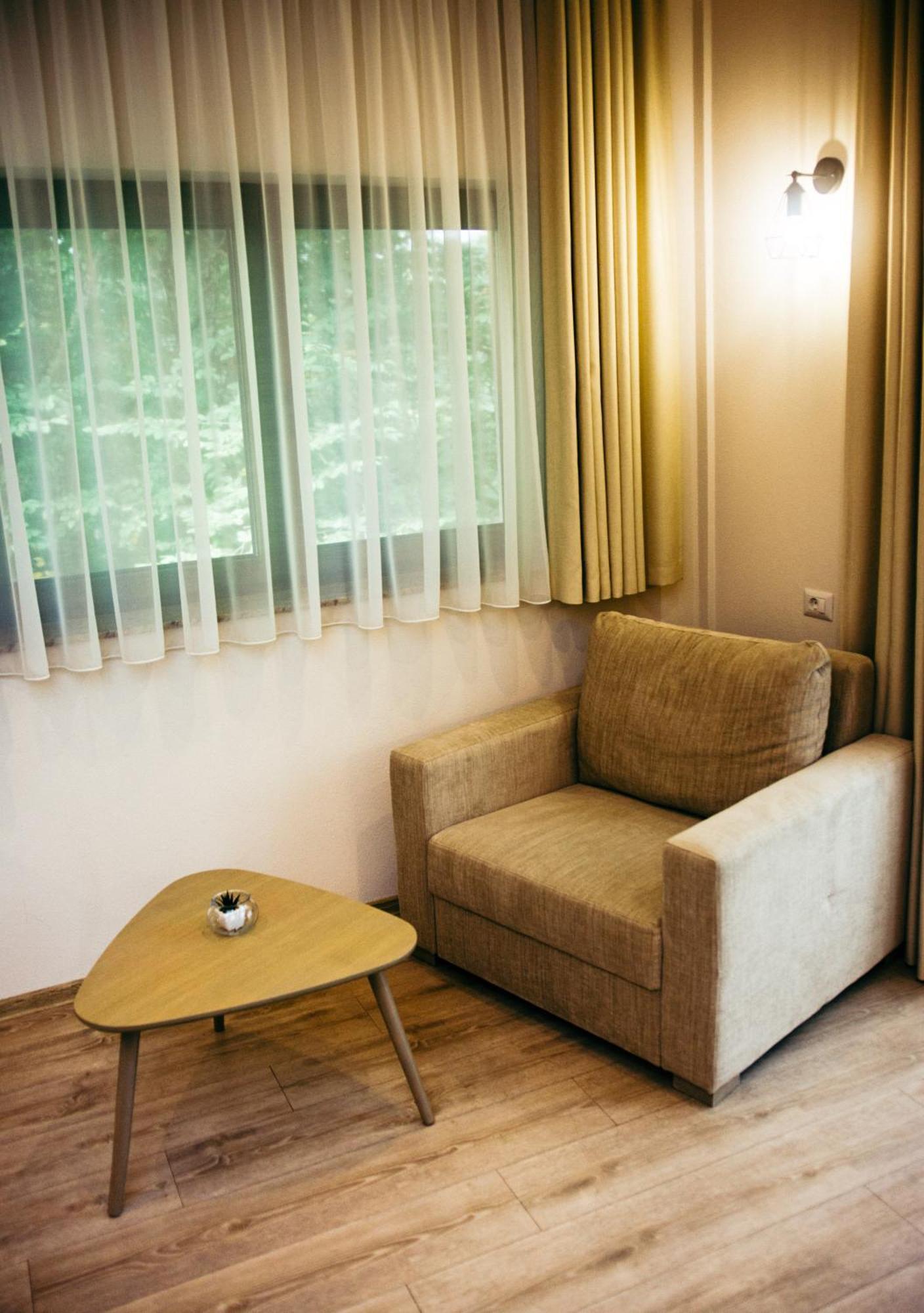 Amethyst Bed & Breakfast Совата Екстериор снимка